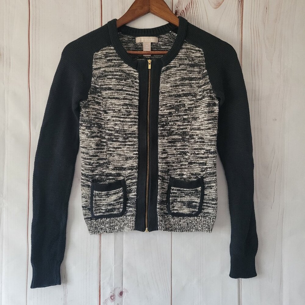 Banana Republic Black & White Kint Ragin Sweater Gold Accent Zipper, Women’s XS